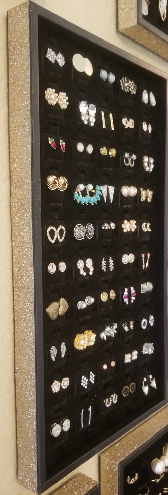 Jewel'bilations Earring Holder 50 Champagne Series